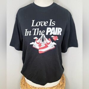 NWT Nike T-shirt Loose Fit Love is in the Pair Black Tee Shirt top short sleeve